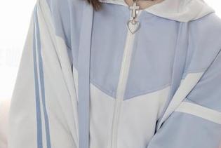 福利来啦！Asagiriai巫女服自拍图片点燃你的夏日幻想！