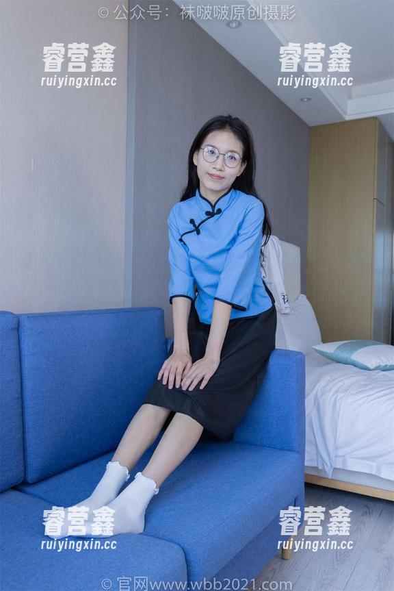 BoBoSocks袜啵啵-熊熊 BoBoSocks袜啵啵 - 白色棉袜的反转魅力:熊熊踩脏瞬间合集,准备好被惊艳了吗?