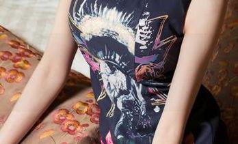 TouTiao头条女神 – 看完信悦儿的美脚图册，我觉得我再也不想运动了！