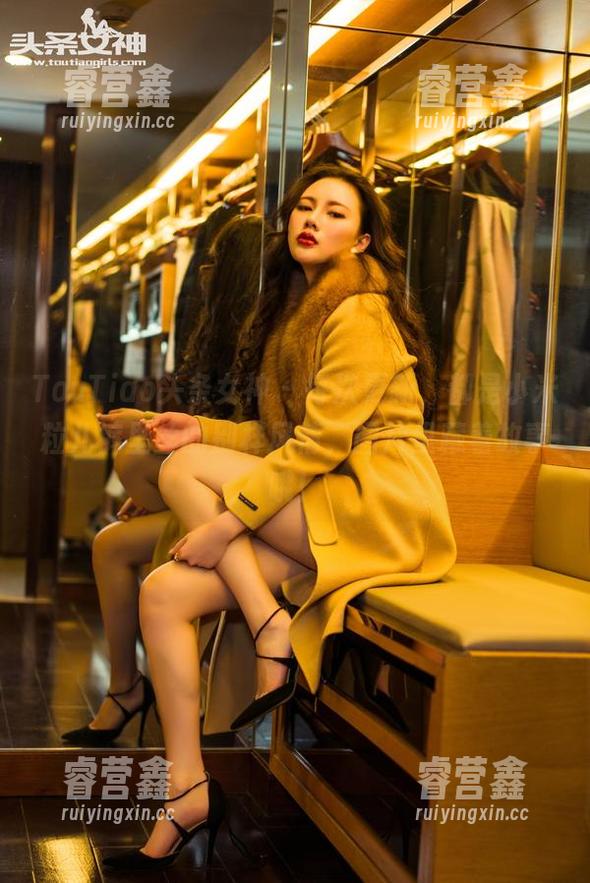 TouTiao头条女神 - 每次更新，都是小米粒儿裤里丝的别样风情，图片里藏着故事哦！