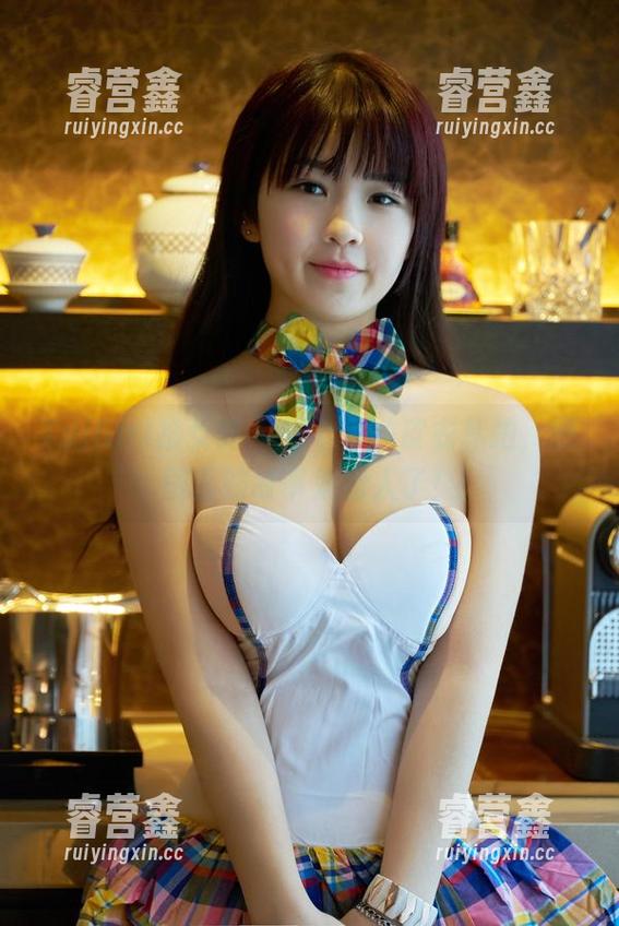 TuiGirl推女郎-李七喜 TuiGirl推女郎 - 李七喜的皮衣私拍,原图里的故事太撩人了!