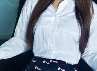 TuiGirl推女郎 – 王馨瑶的私拍图包：整个泳池都被她征服了