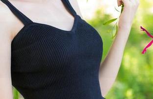 UGirls尤果网 – 杜小雨的比基尼作品集：一波波更新，快来围观！