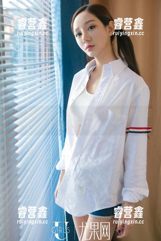UGirls尤果网-游子熙 UGirls尤果网 - 高清图册中的游子熙:职业装也可以是你的时尚指南!