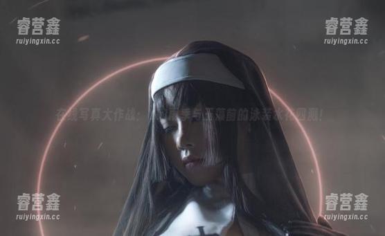Uki雨季 在线写真大作战:Uki雨季与玉藻前的泳装水花四溅!