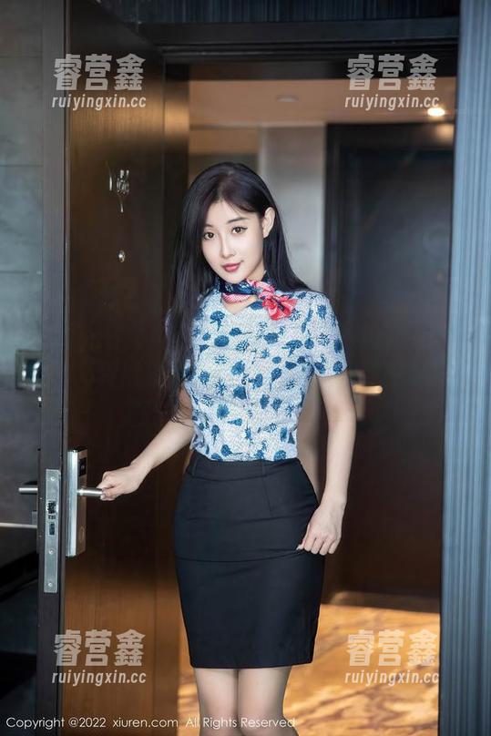 Xiuren秀人网-Lavinia肉肉 Xiuren秀人网 - 分享原图:Lavinia肉肉与高跟鞋的绝美邂逅,这视觉效果真是...