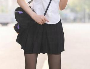 Xiuren秀人网 – 妮儿Bluelabel的女友合集：每一张都在撩拨你的眼球