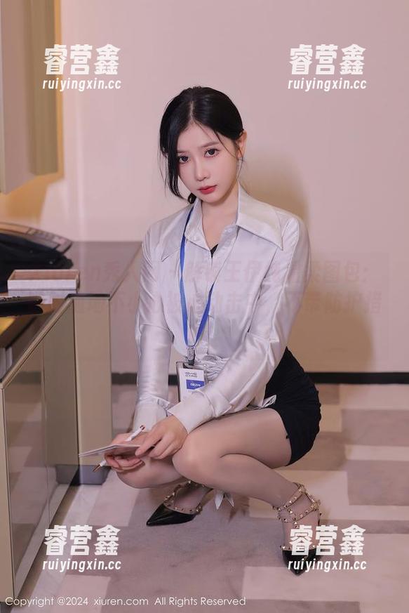 Xiuren秀人网-王伊纯 Xiuren秀人网 - 解锁王伊纯温柔图包:随时随地不小心被心动击中,不带防护措施!