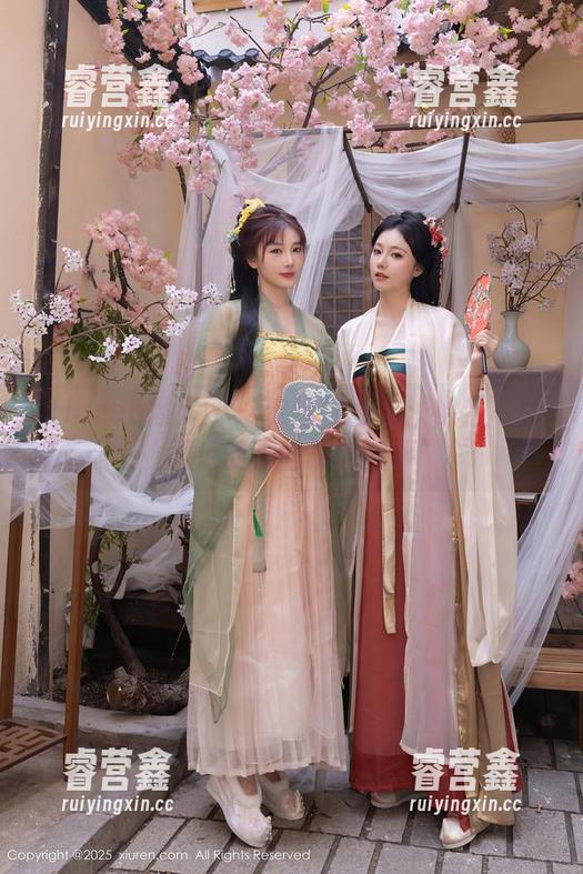 Xiuren秀人网-黎苏苏 Xiuren秀人网 - 走近黎苏苏:裸足写真背后的那些照相故事