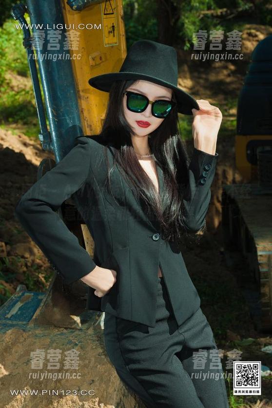 丽柜-AMY 丽柜 - AMY女友:那原图背后,是不经意的温柔和轻盈的叹息。