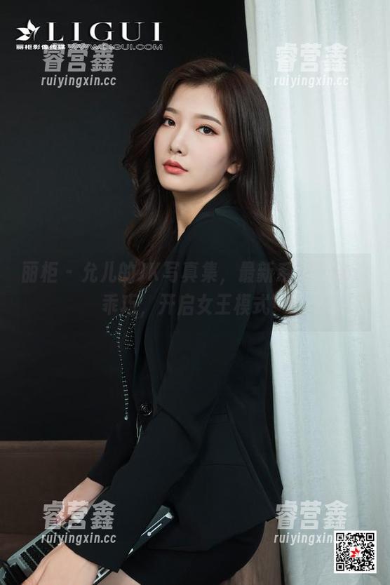 丽柜-允儿 丽柜 - 允儿的JK写真集,最新系列!告别乖巧,开启女王模式!