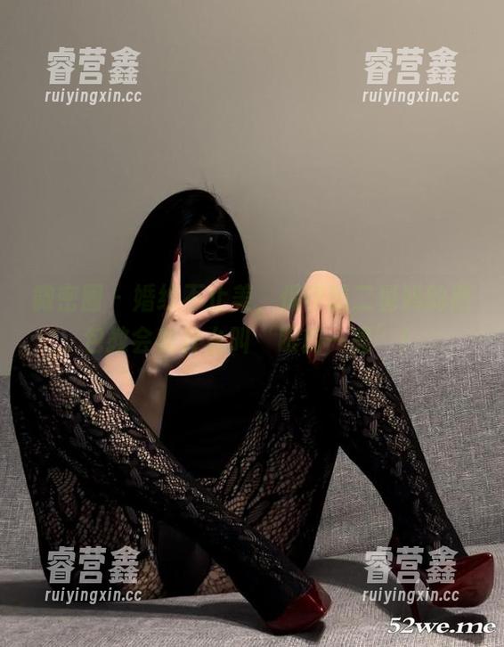 保守的二舅妈 微密圈 - 婚纱不止美,保守的二舅妈的图包教会我什么叫‘眼前一亮’!