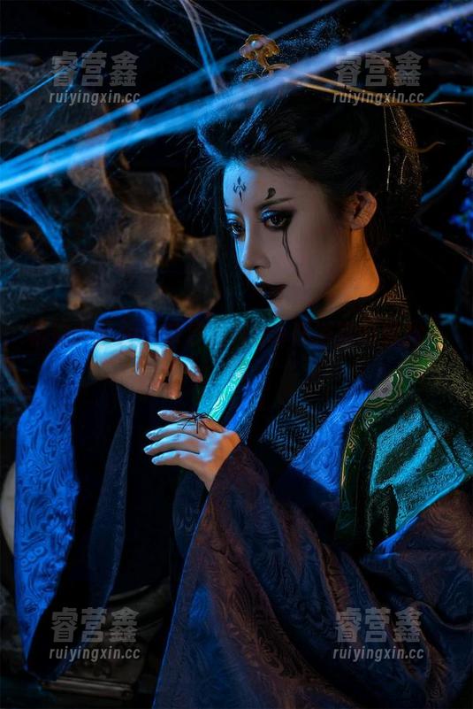 奈汐酱Nice 私拍大公开:奈汐酱Nice在浴室的轻松一刻