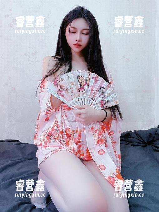 姐姐Lalion 微密圈 - 看吧,姐姐Lalion浴室美图更新,简直像是在偷瞄什么