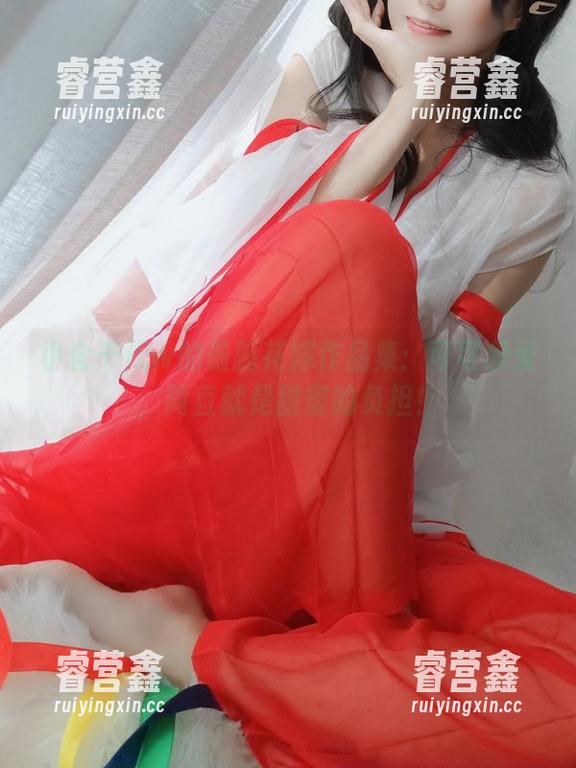 小仓千代w 小仓千代w的最新花嫁作品集:可可爱爱,简直就是甜蜜的负担!