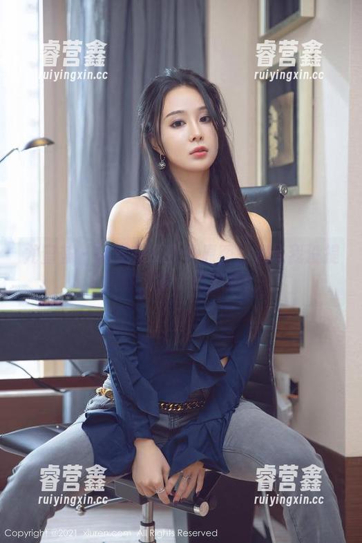 尤蜜荟-徐安安 尤蜜荟 - 徐安安的女仆原图:别说我没提醒你,要小心心跳!