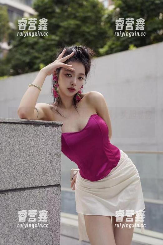 微密圈 - 当徐珺大哥碰上眼镜，大胆私房作品让你乐翻天！