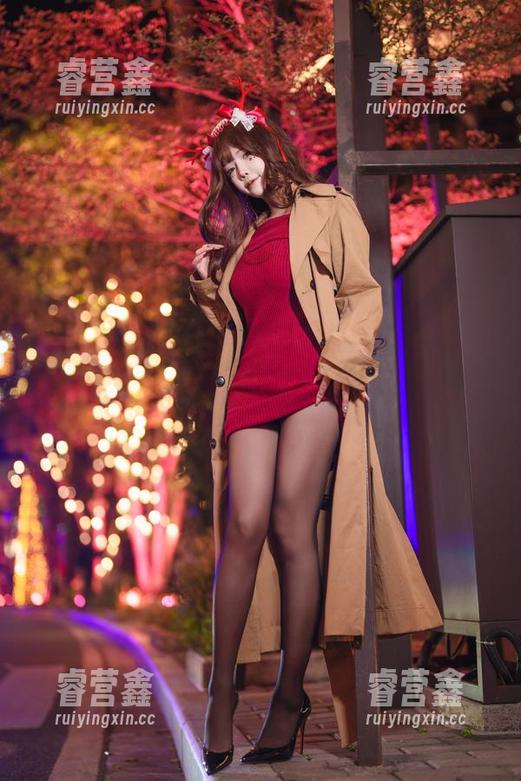 抱走莫子 抱走莫子的疯狂黑丝猫咪小女仆,原图和图包双重福利来袭!