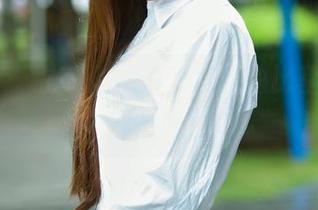 推女郎 – 私房风情：Yu佳妮的比基尼合集，敢不敢看？