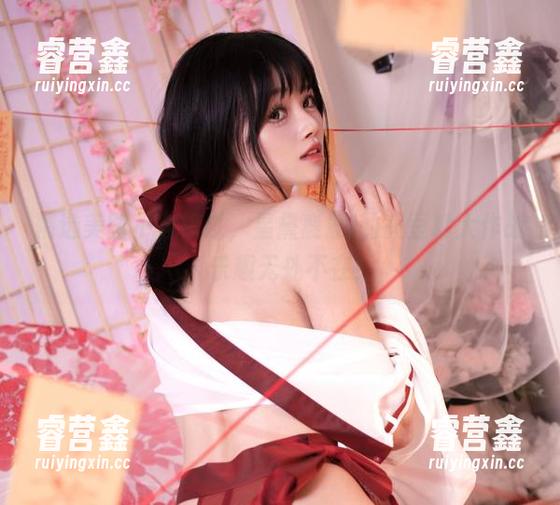 精选美图不容错过，星黛鹿鹿i的黄豆粉大作战，乐趣无处不在！