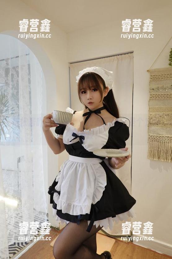 是依酱吖 是依酱吖性感护士:没想到你也是个定制作品控!