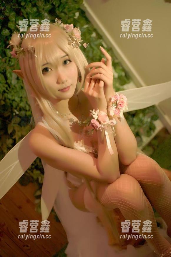 回看晓美妈的全套豹纹：一场身体的野性庆典