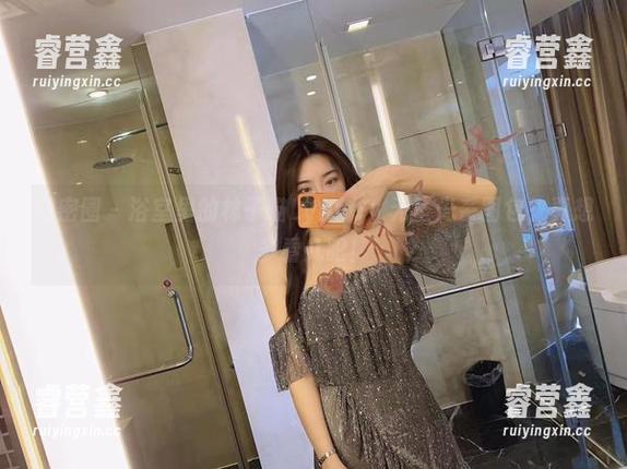 林子喵Lynne 微密圈 - 浴室里的林子喵Lynne,无圣光系图包,真想多看几眼!