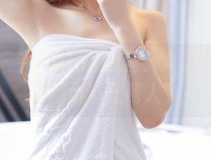 果团网 – 龚玥菲的裤里丝：高清写真，隐藏的细节太诱人了
