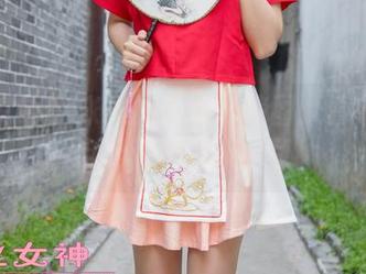 梦丝女神 – 米米的死库水美图：看完感觉，自己都快变成水了！