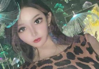 微密圈 – 当梦露veronica遇上礼服：套图会教你怎么优雅地滑出局