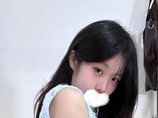 微密圈 – 火龙果羊和她的牛仔裤，免费原图让你瞬间变身时尚达人！