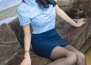 爱蜜社 – 灰丝与李李七七喜喜的缠绵：高清写真集，越看越迷