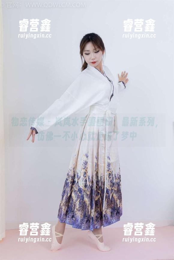 物恋传媒-岚岚 物恋传媒 - 岚岚水手服图册:最新系列,仿佛一不小心就走进了梦中