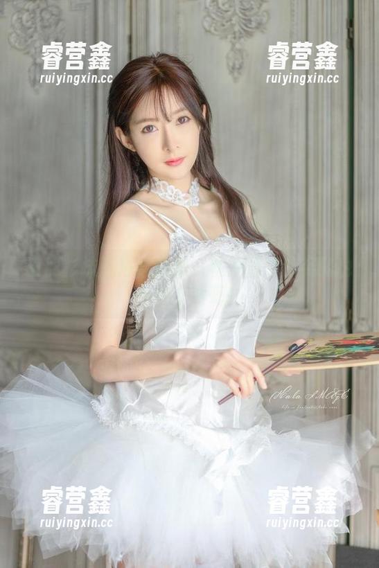 王羽杉 王羽杉抹胸浴缸图集—就冲着这个姿势也得点个赞吧!