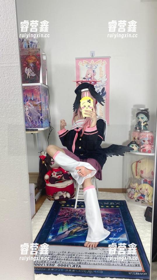 白栎Shirly 图包直击!白栎Shirly的学园偶像大师藤田琴音打歌服,唤醒你暗藏的少女情怀!