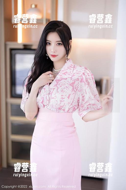 秀人网-summer宝宝 秀人网 - 那些年,summer宝宝泳装的时光机!图包里都有些不敢直视的瞬间,偷偷看一下吧