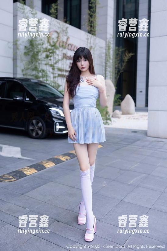 秀人网-乔伊joy 秀人网 - 如果生活给你短裤,那你得拿乔伊joy的无圣光套图来搭配!