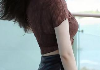 秀人网 – 免费大白兔吖图集——制服魅力大公开，来感受瞬息万变的甜蜜暧昧！