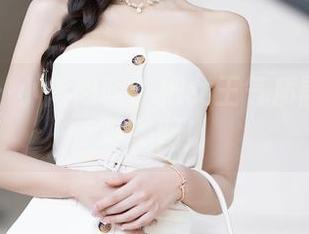 秀人网 – 小肉肉咪：把女王气质融入每一张美图！