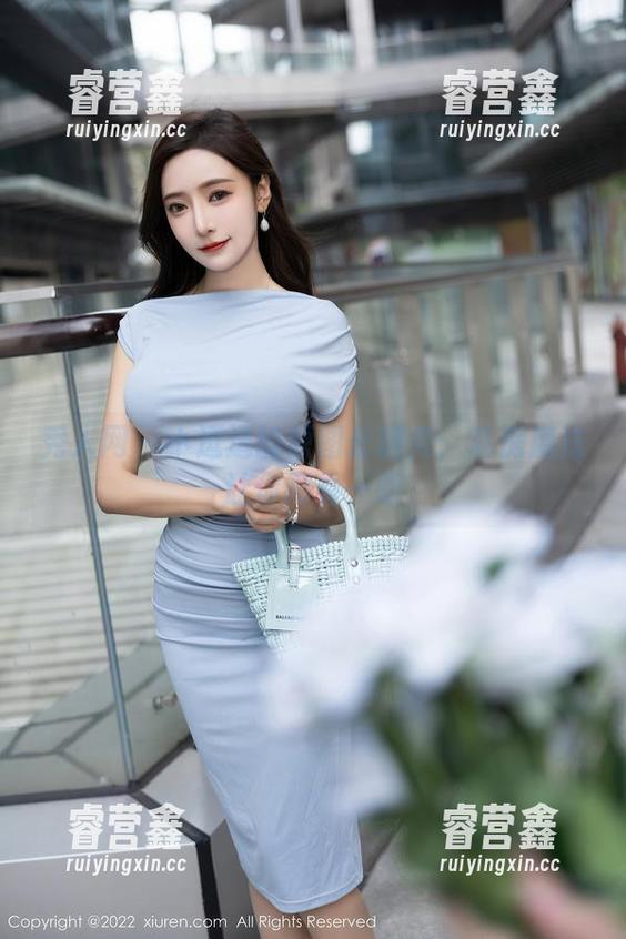 秀人网-小逗逗 秀人网 - 小逗逗的原图长腿秀:私房魔法让你高看一眼