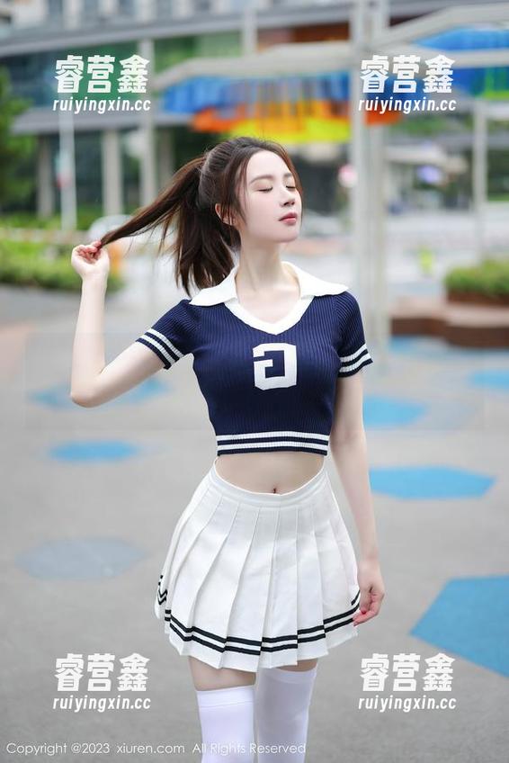 秀人网-是小逗逗 秀人网 - 福利满满——是小逗逗的长腿原图,一脚跨越审美的边界。