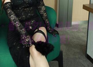 秀人网 – 看！月夕Lily的美图，棉袜也能这么有故事感！