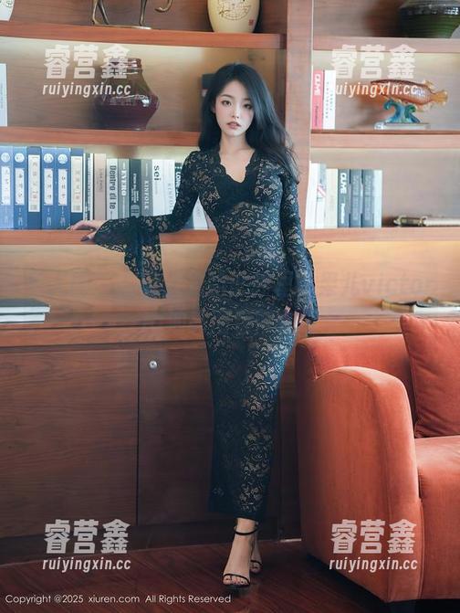 秀人网-果儿victoria 秀人网 - 在无圣光的世界里,果儿victoria油亮图包带你飞