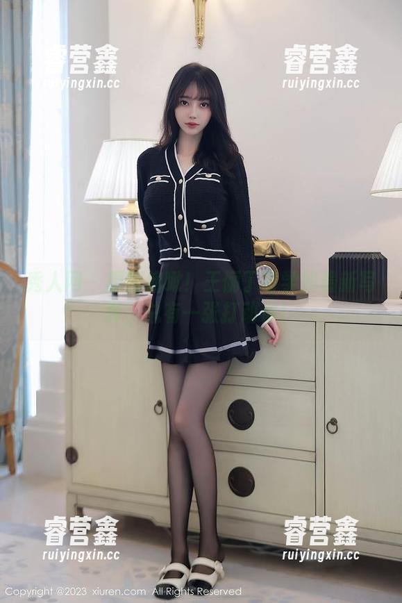 秀人网-王俪丁呀 秀人网 - 原图俯瞰!王俪丁呀学姐最新写真,总有一张打动你!