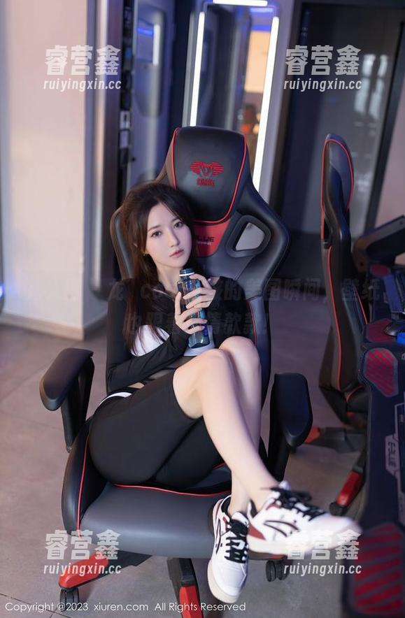 秀人网-龙籹cool 秀人网 - 龙籹cool女孩的美图瞬间,壁纸也跟着深情款款!