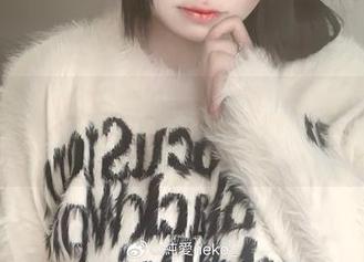 你见过的壁纸还不够？来瞧瞧纯爱neko礼服写真，超乎想象！