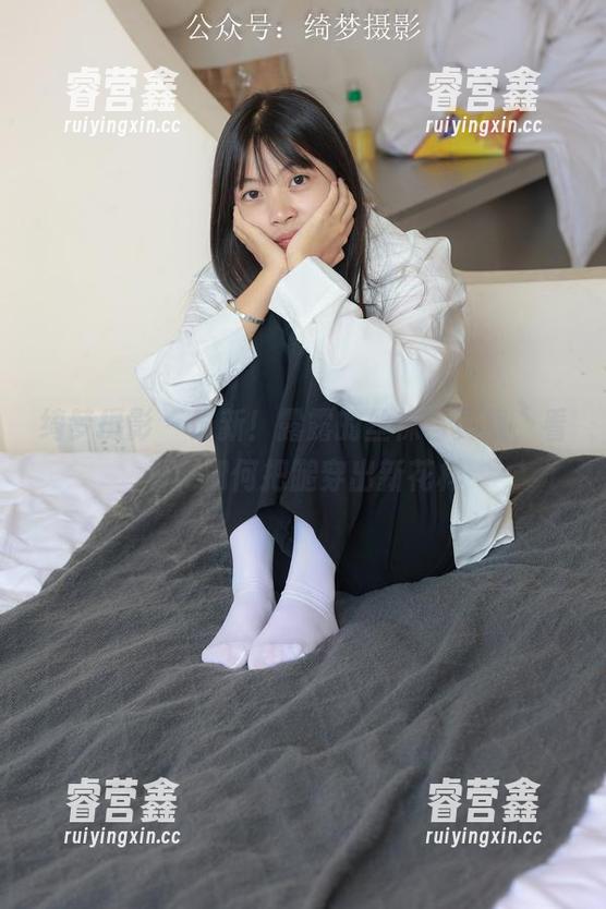 绮梦摄影-露露 绮梦摄影 - 最新!露露的丝袜写真集,看看她如何把腿穿出新花样