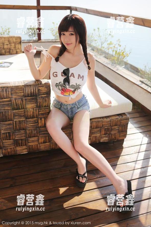 美媛馆 - 免费图包分享：小魔女奈奈的网袜养成秘籍！