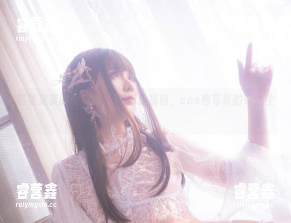 翎柒菜菜的快乐村：10万粉福利，cos和写真的奇妙生活