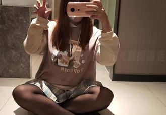 自闭颜球球水手服写真集精选：在光影间游走的秘密